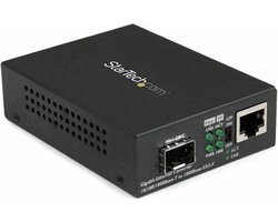 StarTech.com Gigabit ethernet glasvezel media converter met open SFP slot