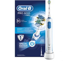 Oral-B Floss Action 600 BOX