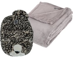 Apollo - Fleece deken lichtgrijs 125 x 150 cm met voetenwarmer slof cheetah one size