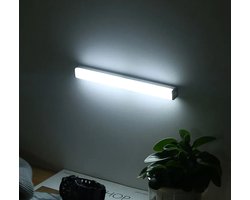 Nachtlamp met Bewegingsensor Inclusief Oplaadkabel - LED Wandlamp Binnen - Wit - Magnetische Montage - 30 cm - Wit Licht