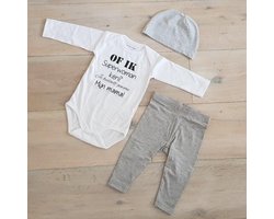 Baby cadeau geboorte unisex jongen of Meisje Setje 3-delig newborn | maat 50-56 | grijs mutsje en broekje en romper lange mouw wit met zwarte tekst of ik superwoman ken je bedoelt gewoon mijn mama | Bodysuit | pakje | Kraamcadeau | Gift Set