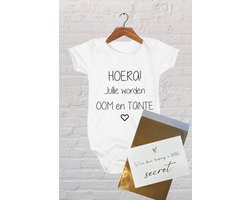 Hospitrix Baby Rompertje met Tekst HOERA! Jullie worden oom en tante + Kaart | Korte Mouw | Cadeau voor Zwangerschap | Bekendmaking | Aankondiging | Aanstaande Moeder | Moederdag