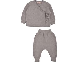 Minora Newborn Baby Kleding Set - Jongens en Meisjes - 2 Delig pakje - Winterbroek en trui-3/6 Maanden- Kraamcadeau - Babyshower-Newborn overalls winter- Grijs