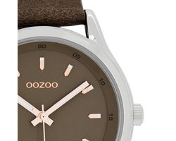 OOZOO Timepieces - Zilverkleurige horloge met donker bruine leren band - C7439