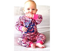 Pyjama - Newborn - Baby - Peuter - Kraamcadeau - Wild Girl - Premium collectie Frogs en Dogs -  maat 62 (2-4 mnd)