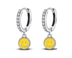 Oorbellen meisje smiley - zilver - glitter - geel - glinster - diamant