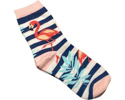 Gestreepte Flamingo Sokken | Grappige Sokken | happy socks | One Size (35-38) | Wit | Roze | Grappig | Cadeau Tip | Kadotip | Kinder Sokken