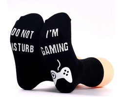 I'm gaming sokken unisex - Zwart met Witte letters - Do not disturb I'm gaming