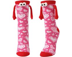 Love Socks - Roze Sokken met Hartjes, Ogen en Magnetische Handjes - Dames maat 35-40 - Valentijn/Liefde/Grappig