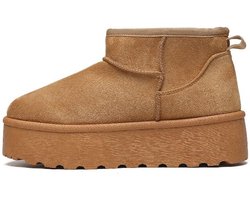 SmileFavorites® Uggies - Pantoffels, Boots - Camel - Suedine - Maat 38 -